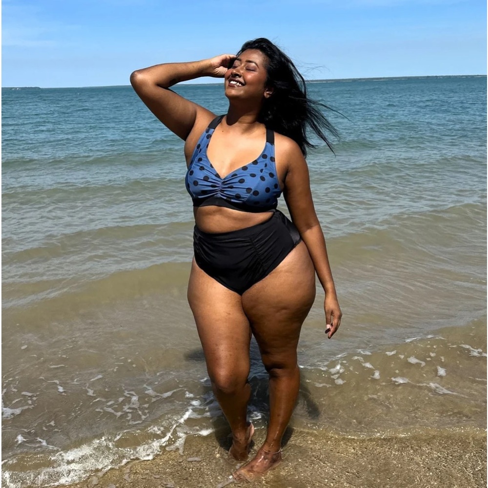 Snag Tights Chosen Wisely Bikini Bottom in Black